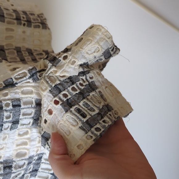 Anthropologie ett twa Eyelet Romper - Size 0 - Picture 7 of 12